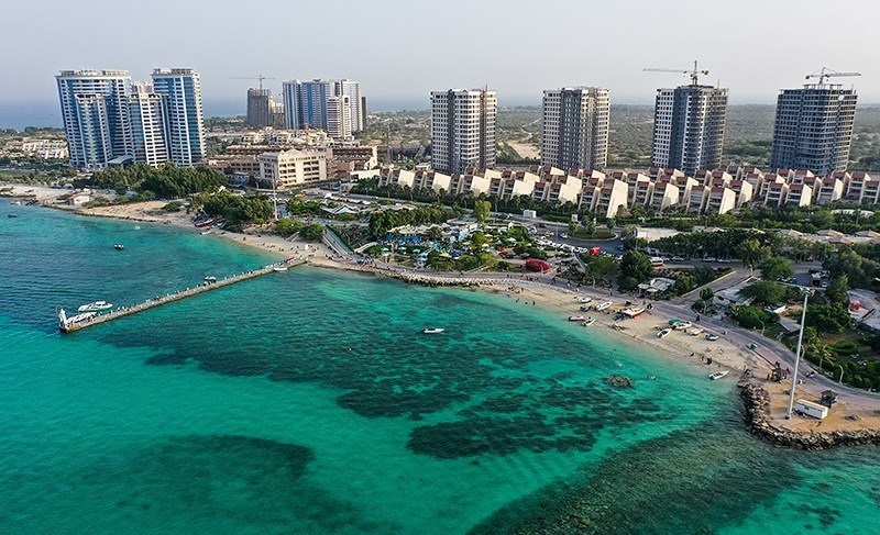 VisitIran3's tweet image. Kish Island,
A resort island off the southern coast of #Iran in the Persian Gulf.
#ایران، #خلیج_فارس
جزیره کیش