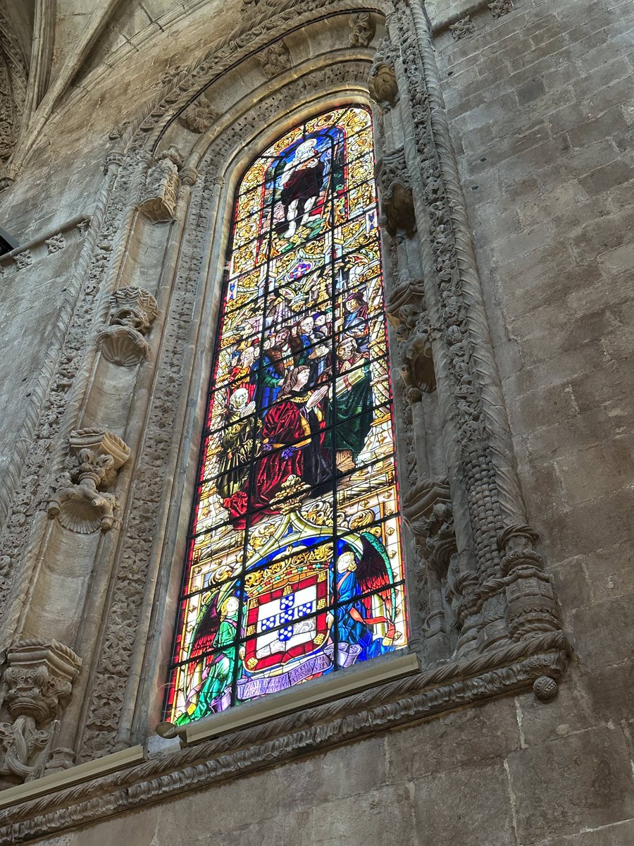 Back from a two week trip to Portugal (awesome country btw, loved Lisbon + Porto).

Wake up time is all fucked up, but maybe for the best. 

6am gives me 3 extra hours to work on <a href="/MapperMate/">MapperMate</a> before clocking into the day job.

Moral of story: take a damn vacation