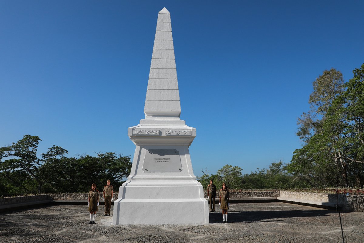 Hace 130 años, caía en combate el Apóstol de la independencia.
José Martí vive en cada cubano digno.
Hoy lo honramos desde Dos Ríos 🇨🇺
#Martí130 #Cuba #DosRíos #JoséMartí