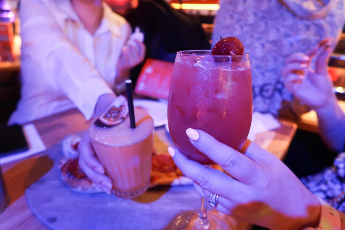 woncomms's tweet image. We had a lot of fun and games @RoxyBallRoom London.

Delicious food, tasty drinks, and fab games to play.
Perfect spot for after-work drinks or a team social.

#brexit #Eurovision2025 #palace #GaryLineker #ARSNEW #thismorning #MondayMotivation #europe #MondayMood #FACup ❤️📸#RT