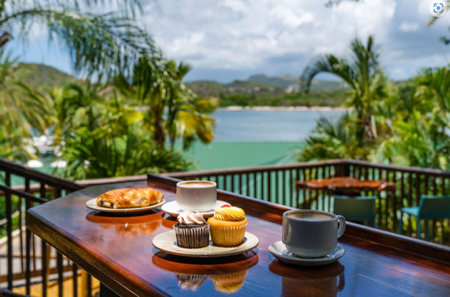 We take breakfast views very seriously here.  The options are stunning. 

#mondaymotivation #breakfast #views #ocean #beach #holiday #travel