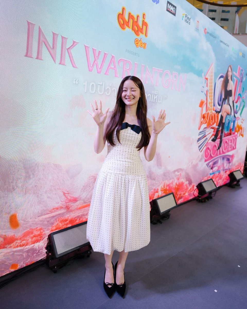 MuzikMove's tweet photo. ภาพบรรยากาศงานแถลงข่าว “มาม่า presents Ink Waruntorn สิบปีว่าไม่เท่าตาเห็น” 👀💖

#InkWaruntornสิบปีว่าไม่เท่าตาเห็นConcert #InkWaruntorn
#สิบปีนี้อิ้งค์ขอแถลง #มาม่าอร่อย 
#TheConcertApplication #LEOรวมกันมันส์กว่า #LINEMAN #LoackerAllForGoodness
#MuzikMove #BoxxMusic #OKD https://t.co/2kSCAKmb24