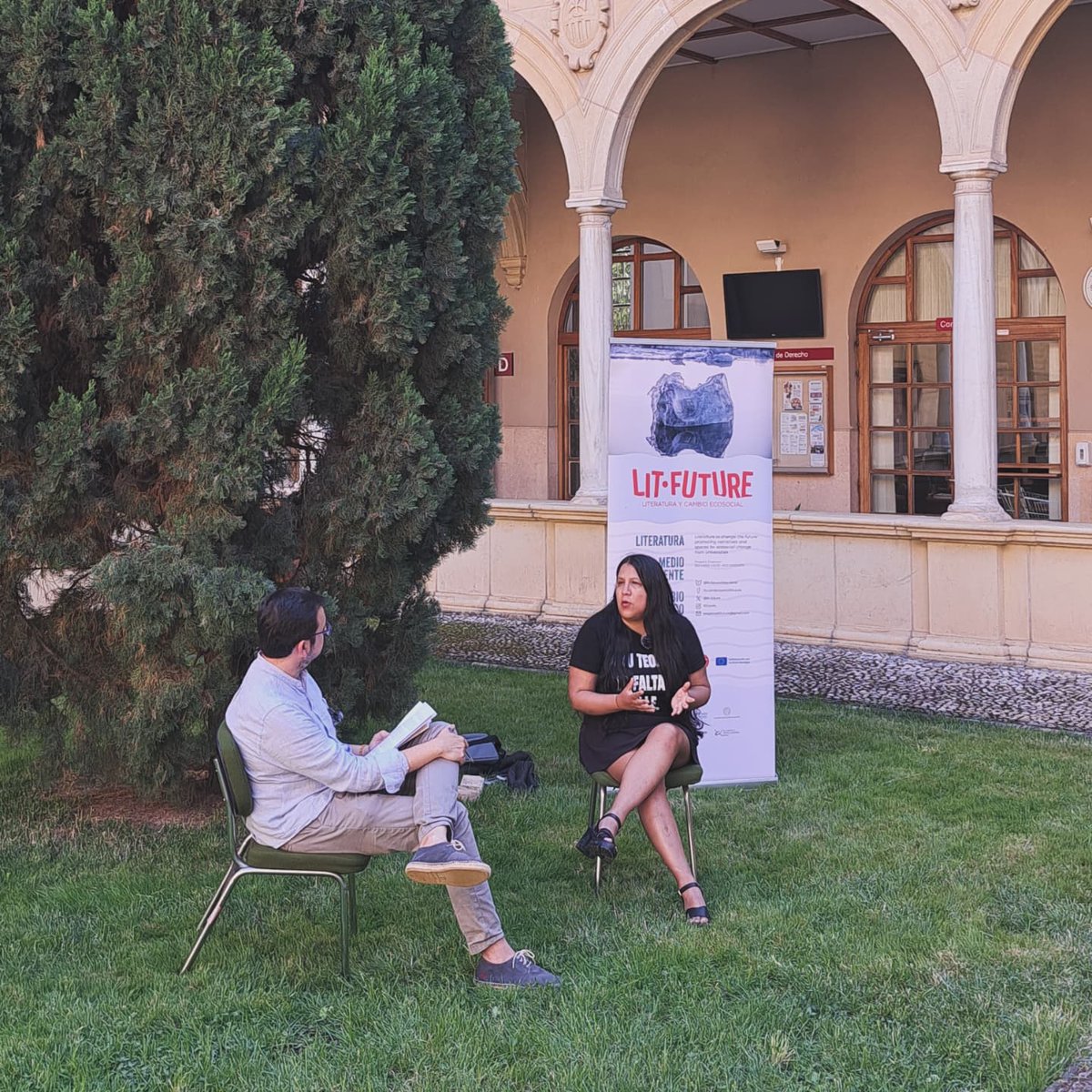 litfuture_'s tweet photo. Seguimos con las actividades del proyecto Lit-Future 💥
El viernes tuvimos la oportunidad de entrevistar a la escritora peruana @gabrielawiener (Huaco Retrato, 2021; Atusparia, 2024). Un encuentro en el que pudimos conocer más de cerca la dimensión ecocrítica de su literatura... https://t.co/G0hO2vMD9g