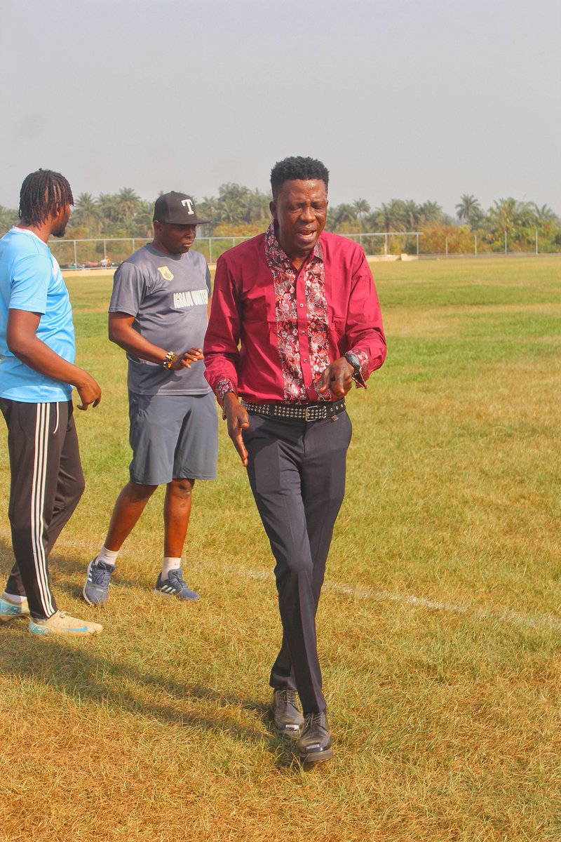 akoladsport's tweet photo. 2024 @OsunFa manager of the year, Coach Omoniyi Muideen Opeyemi (Onile) who got @Igbajoutdfc promoted to the @nnationalleague in the team's second year of existence is still pretty much available after he decided to part ways with the team https://t.co/sKJn8TWdzp