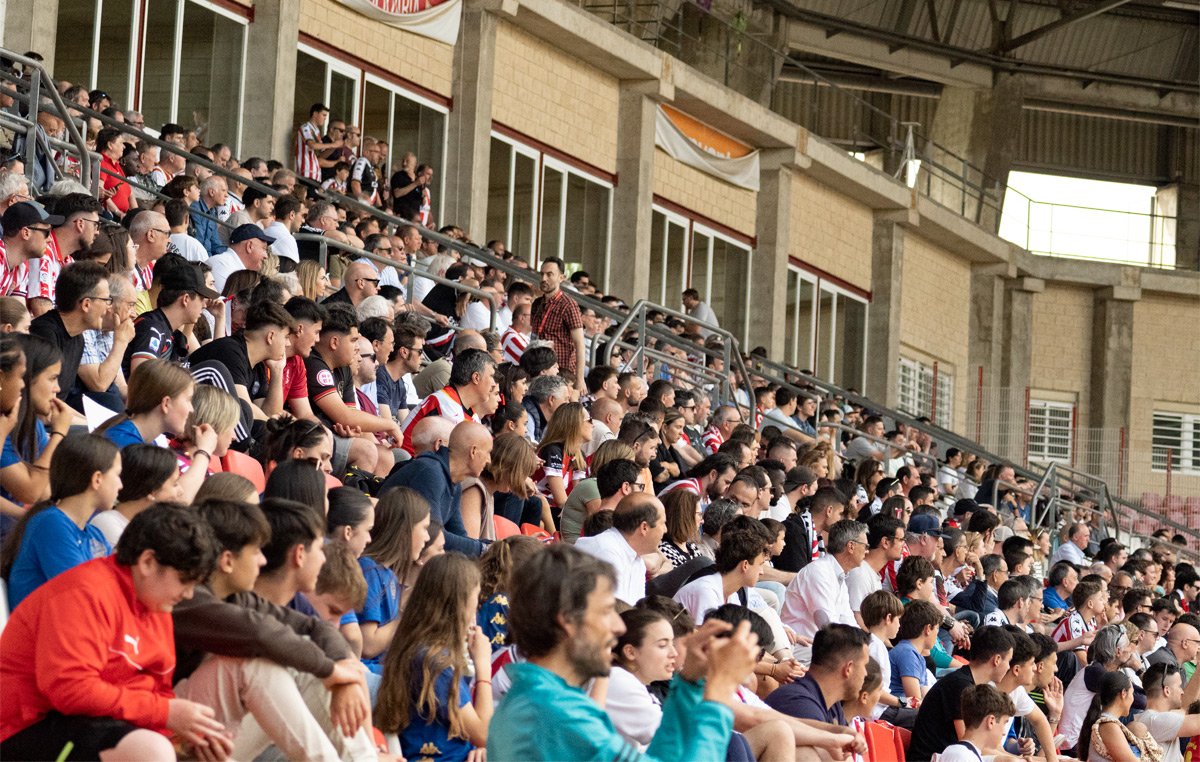 SDLogrones's tweet photo. ¡Buenos días blanquirrojas y blanquirrojos! |🇦🇹

Este es, desde ayer, nuestro plan semanal:

🔹️Un día para llorar.
🔹️Un día para reflexionar.
🔹️Un día para levantarse.

¡𝑨ú𝒑𝒂 𝑳𝒐𝒈𝒓𝒐ñé𝒔! https://t.co/vcmhQSpYHR