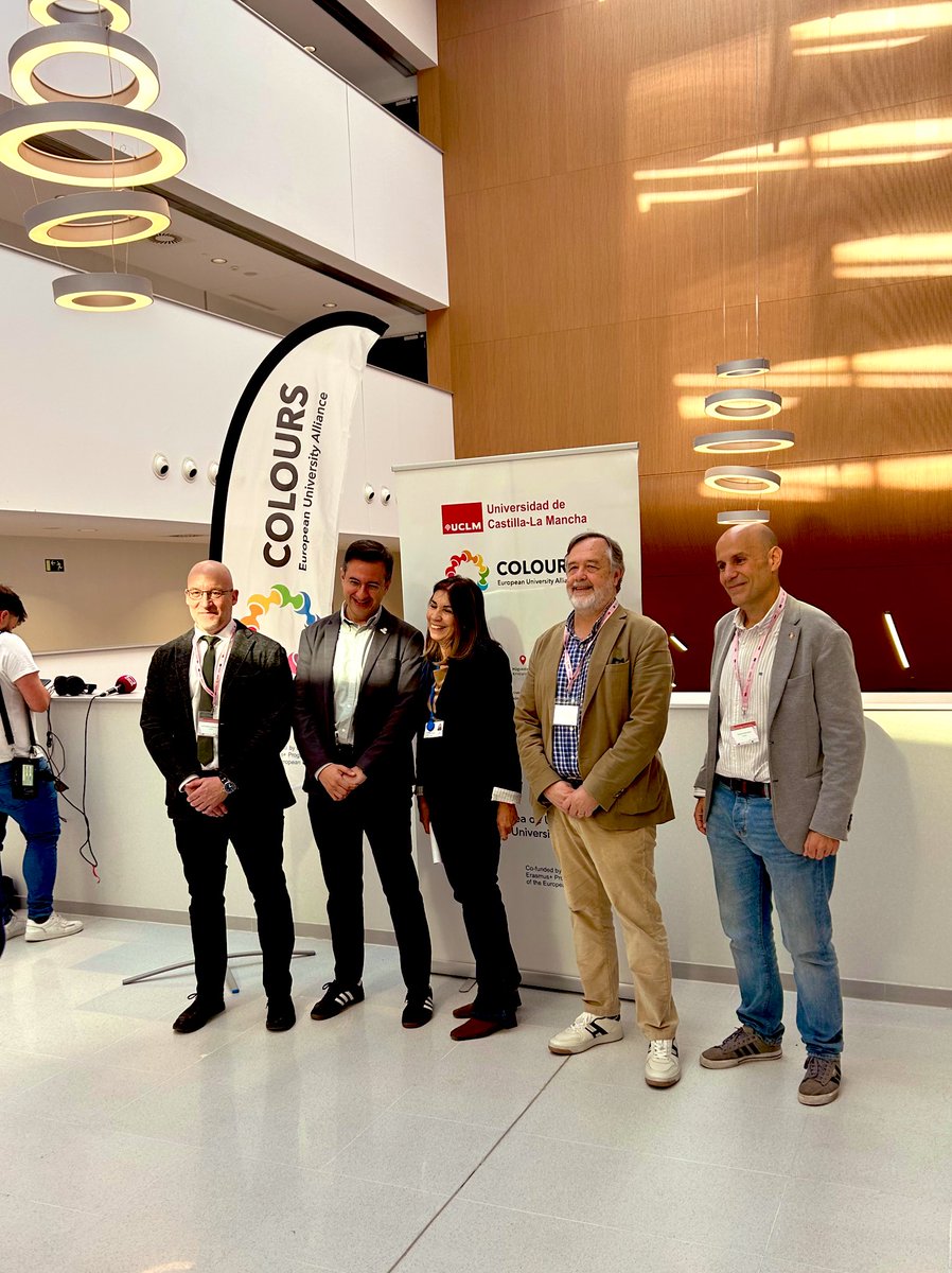 FAC. DEPORTE. UCLM (@facdeporteuclm) on Twitter photo Inauguración del CoLab Healthy and Active Ageing organizada por la Alianza Colours en el HU Toledo sobre Envejecimiento Saludable
Gracias al grupo de investigación <a href="/GenudT/">GENUD-Toledo Research Group</a> de la <a href="/FACDEPORTEUCLM/">FAC. DEPORTE. UCLM</a> y sus codirectores <a href="/ignacioara/">Ignacio Ara</a> y <a href="/luismalegre/">Luis M. Alegre, PhD</a>
Colours<a href="/uclm_es/">Universidad de Castilla-La Mancha</a>
@uclm_es
<a href="/uclm_inter/">UCLM_internacional</a> Inauguración del CoLab Healthy and Active Ageing organizada por la Alianza Colours en el HU Toledo sobre Envejecimiento Saludable
Gracias al grupo de investigación <a href="/GenudT/">GENUD-Toledo Research Group</a> de la <a href="/FACDEPORTEUCLM/">FAC. DEPORTE. UCLM</a> y sus codirectores <a href="/ignacioara/">Ignacio Ara</a> y <a href="/luismalegre/">Luis M. Alegre, PhD</a>
Colours<a href="/uclm_es/">Universidad de Castilla-La Mancha</a>
@uclm_es
<a href="/uclm_inter/">UCLM_internacional</a>