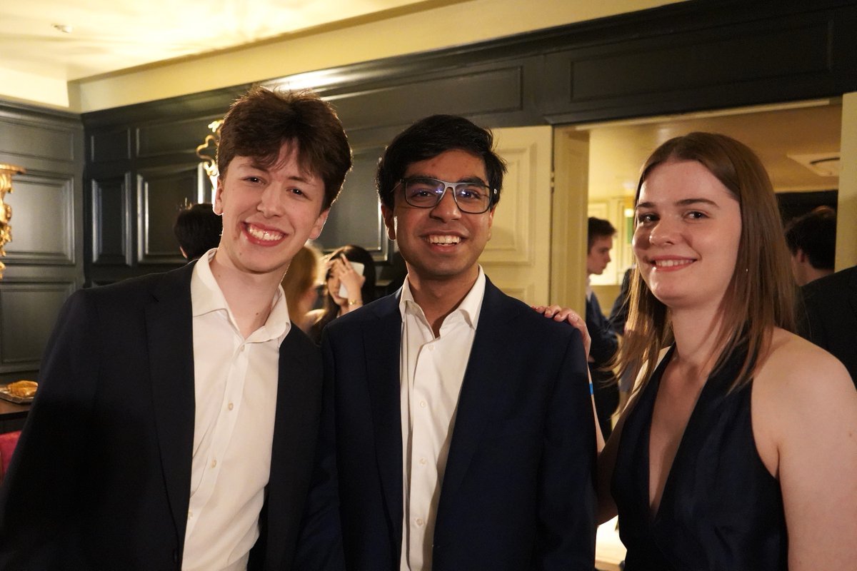Our Year 13 KPS Sixth Form students celebrated their prom night rite of passage: three cheers for lifelong friendships and esprit de corps. 

#KensingtonParkSchool #KPS #TheKPSAdvantage #IndependentSchool #SixthForm #LondonSchool