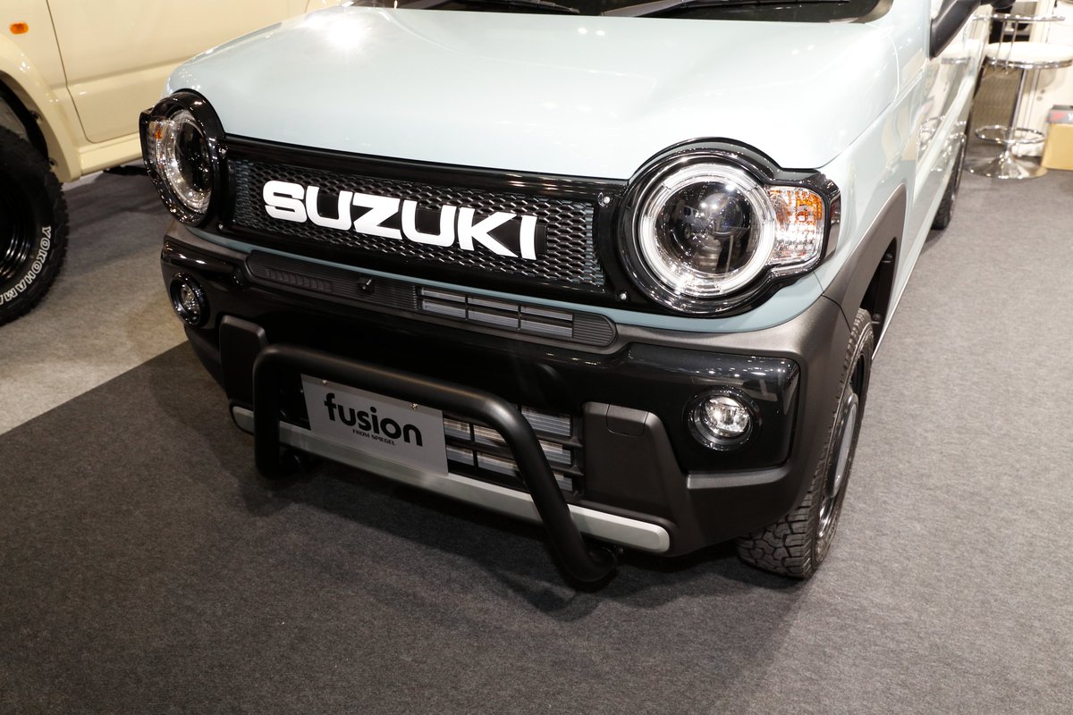 GEOLANDAR_JP's tweet photo. 東京オートサロン2025 ジオランダー装着デモカーご紹介

BEYOND JAPAN 様

車輛：ハスラー
装着タイヤ：GEOLANDAR X-AT
サイズ：LT235/70R16(ホワイトレター)

#YOKOHAMA #ヨコハマタイヤ #GEOLANDAR #ジオランダー #XAT #TAS #オートサロン #BEYONDJAPAN #fusion #ハスラー https://t.co/uLaz0GOTEo