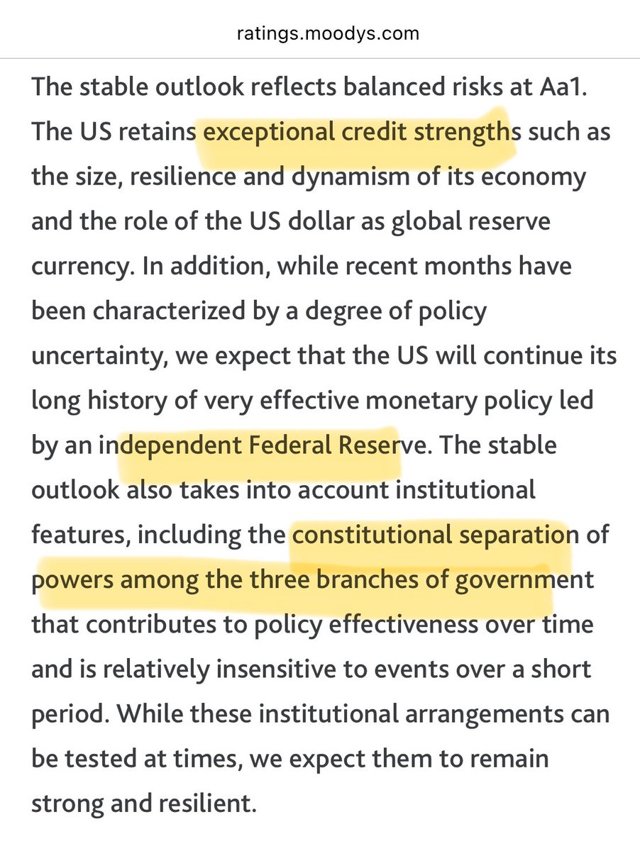 CWRoehl's tweet image. AA1 (bzw. AA+) ist das neue AAA. Bemerkenswerter als das Downgrade der #USA durch #Moodys ist die in charmante Töne („exceptional credit strength“) gekleidete Warnung an das Weiße Haus, nicht an der Unabhängigkeit der #Fed oder gar der Gewaltenteilung herumzuschrauben.