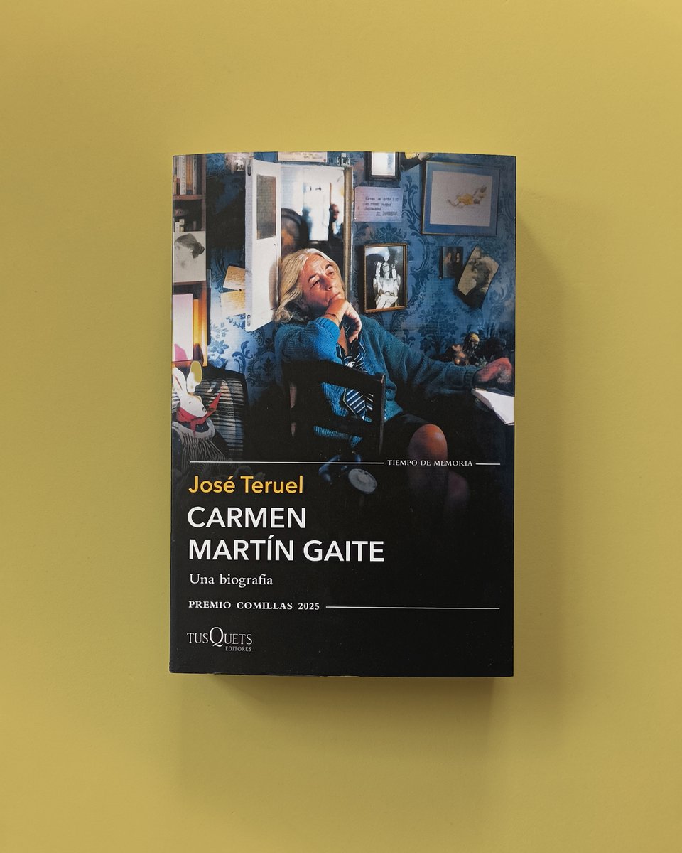 «Una biografía detallada, bien documentada y de ágil lectura», <a href="/jlmartinnogales/">J. L. Martín Nogales</a>, <a href="/DiariodeNavarra/">Diario de Navarra</a>.

#PremioComillas #CarmenMartínGaite