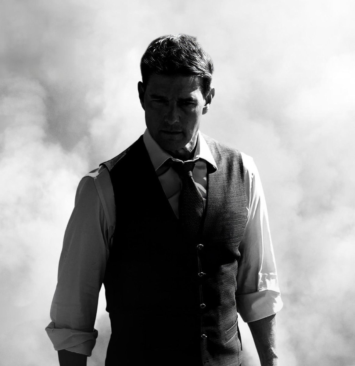 FilmFrontline's tweet image. Tom Cruise says he’s never retiring from acting:
“I’ll be making movies into my 100s. I’ll never stop doing action, drama, or comedy.”

#TomCruise #HollywoodIcon #ActionLegend #DramaKing #ComedyStar #MovieLegend #FilmForever #CinemaRoyalty #NeverRetire #HollywoodReporter