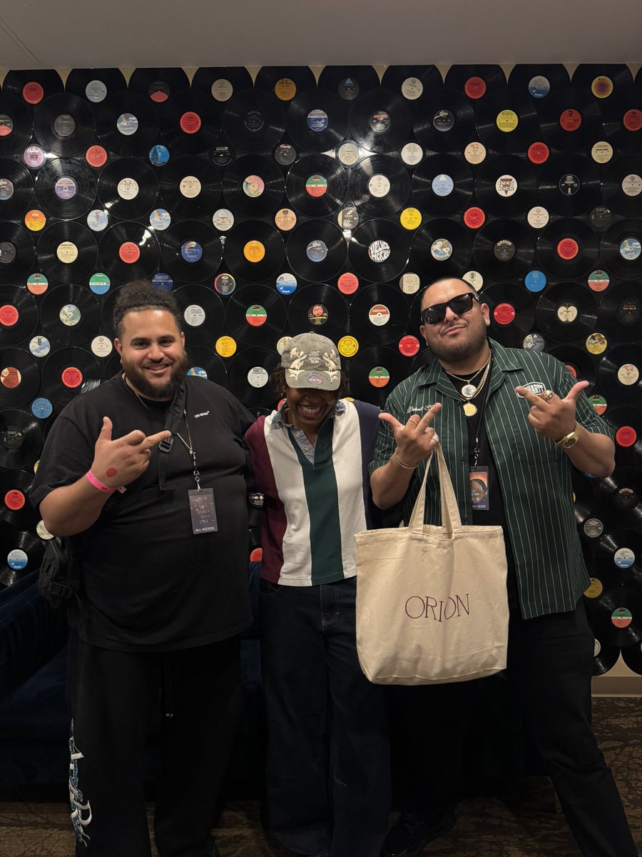 Nascent_'s tweet image. The young legend Orion Sun with a couple of fans ♥️