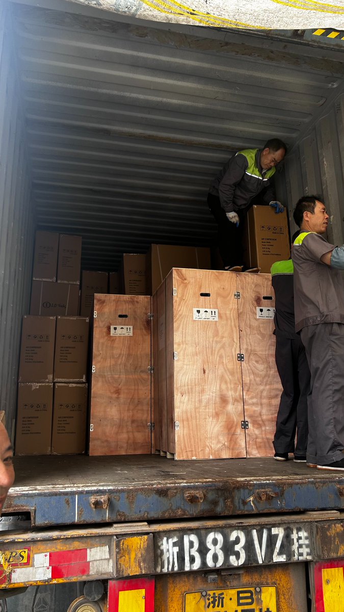 sunsourceair's tweet image. Sunsource 5.5HP belt driven air compressors have been successfully loaded into the container and are now being shipped to Colombia.
📚Official Website: sunsourceoilfree.com
📩E-mail: trade@chinafengbao.com
📲WhatsApp: wa.me/8618869099999

#aircompressor #vacuumpump