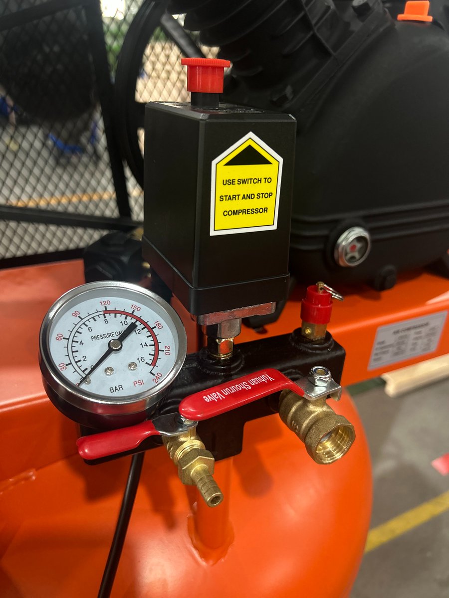 sunsourceair's tweet image. Sunsource 5.5HP belt driven air compressors have been successfully loaded into the container and are now being shipped to Colombia.
📚Official Website: sunsourceoilfree.com
📩E-mail: trade@chinafengbao.com
📲WhatsApp: wa.me/8618869099999

#aircompressor #vacuumpump