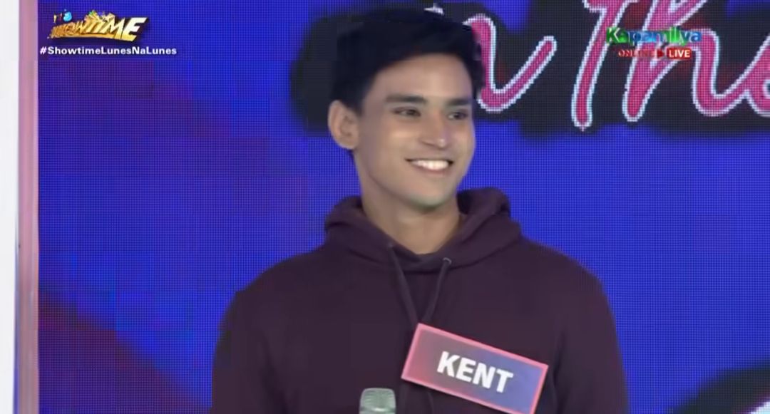 schmooopi's tweet photo. "I love myself so much that I cannot give it to someone that is not sure of me."
🤝🏼
"I know myself, I'm secured, I know what I'm capable of, but I don't want to be treated like an option'"

#StepInTheNameOfLove #ShowtimeLunesNaLunes https://t.co/wKtlt31lxq