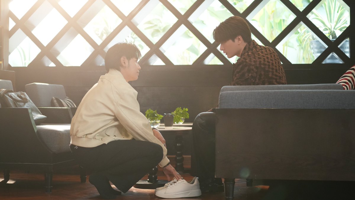 TheExMorning's tweet photo. เป็นแฟนเก่าดูแลดีขนาดนี้เลยเหรอ มารอดูพร้อมกันในโรงภาพยนตร์กันค้าบบบบบ 🫣 

BUY TICKETS >> https://t.co/9ASYUZKdal 

See you on Thursday, 22 May 2025 
6th Fl. Siam Paragon - Siam Pavalai, Paragon Cineplex 

 #TheExMorning #GMMTV 
@kristtps @stjinx_maya https://t.co/N1R2wVtLVv