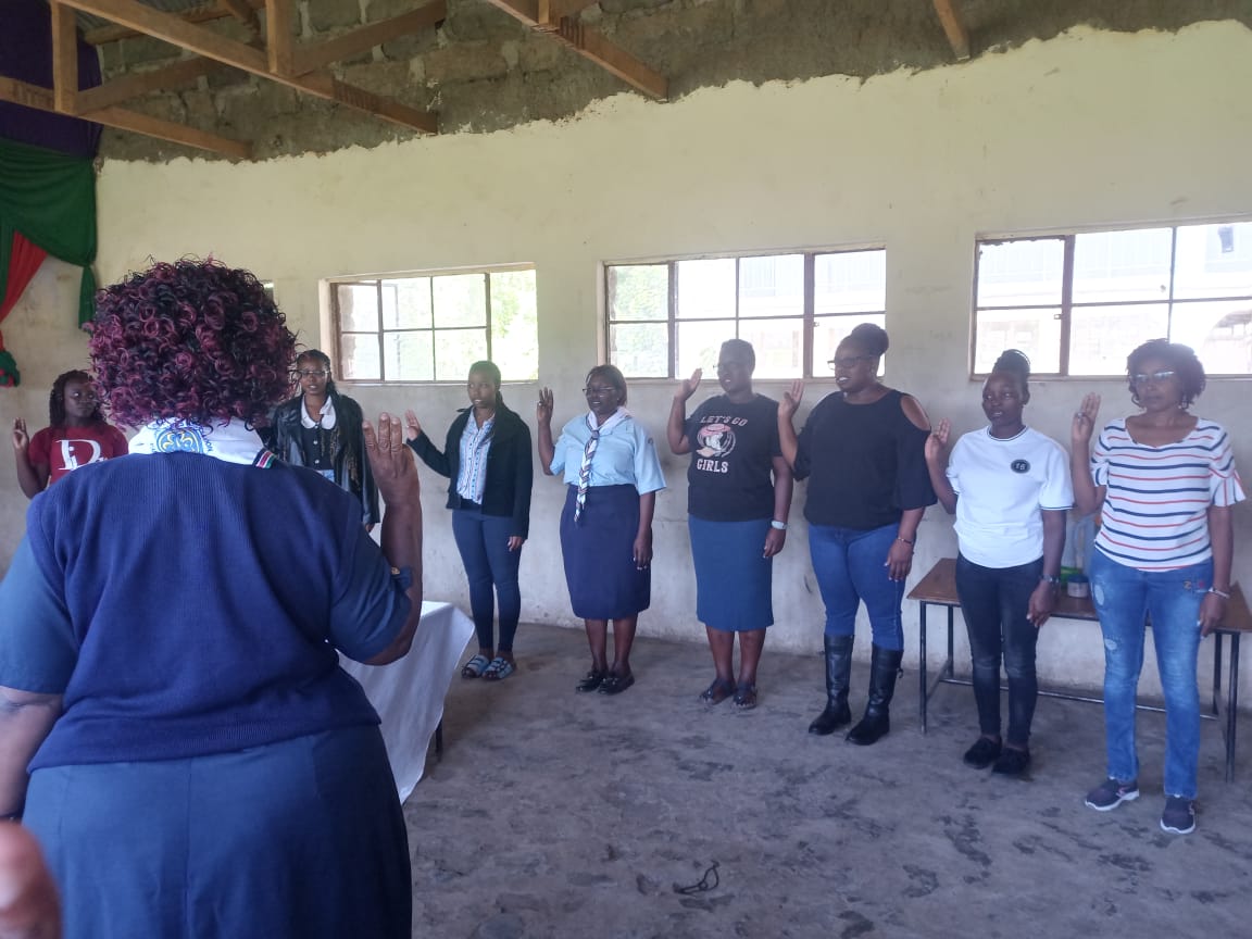 KenyaGirlGuides's tweet image. On 17th May 2025, newly appointed Guide Leaders from Nakuru County participated in an Introductory Training on Guiding. Upon completion, they are now equipped to establish new Girl Guide units within their respective schools.

#KGGA #GirlsCreatingaBetterWorld #HerTheFutureLeader