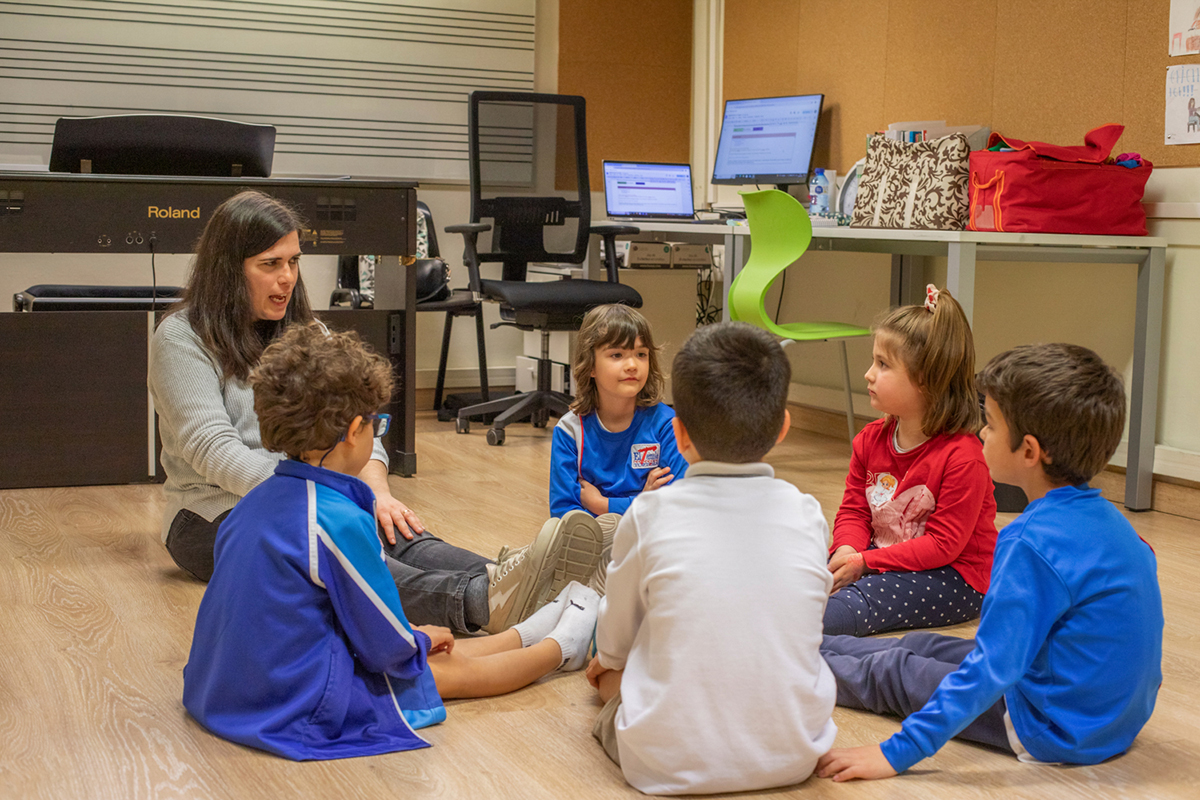 Dipta_cat's tweet photo. 📢 ÚLTIM DIA!! Avui finalitza el termini per preinscriure la canalla a les Escoles de Música de la @Dipta_cat a #Tarragona, #Reus i #Tortosa. Tota la informació a: https://t.co/2WJn4JZXgv https://t.co/1wAOHGo1Wr