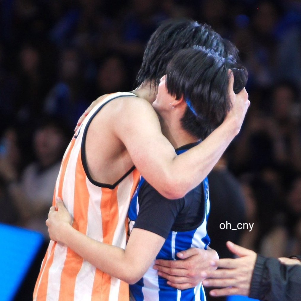 decem2er's tweet photo. แล้วจะไม่ให้กุเขียนฟิคว่าร่างบางได้ยังไง https://t.co/O5QV8gQL1k