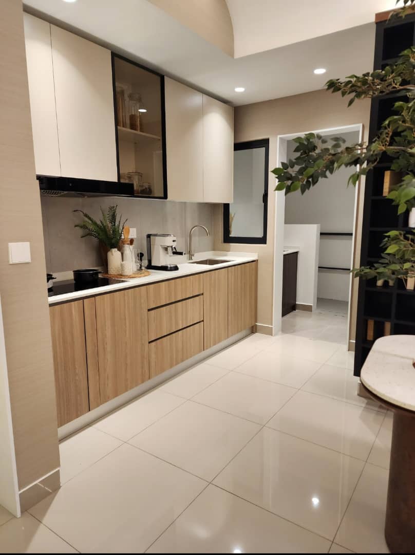 HansVcgproperty's tweet photo. Guys🙋‍♂️Rumah Murah dekat Wangsa Maju dekat dengan MRT & LRT🔥

Bulanan cuma RM1,400🙌🏻 ada pilihan 2-4 bilik dan semua size besar. Siap dapat 2 carpark & Free Perabot!😍 Lokasinya dekat dengan Wangsa Walk Mall saja. Korang juga tak perlu bayar deposit wehh. 😇 Siapa nak miliki rumah sendiri better CEPAT !

THREAD