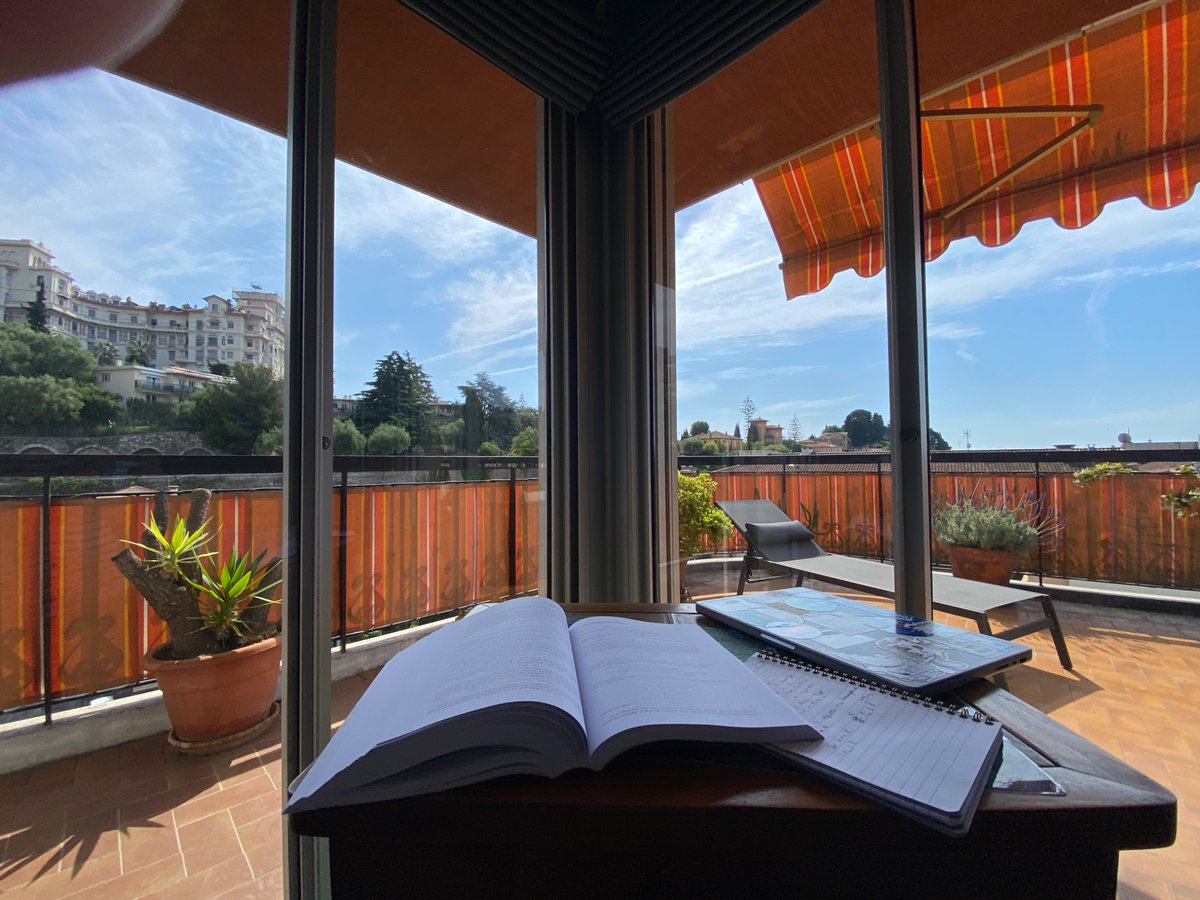 bug39's tweet image. Algebra in the South of France