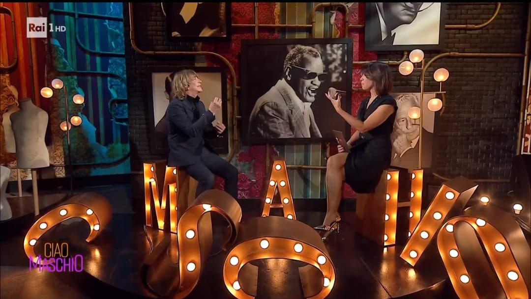 Nella parte dalle 02:00 alle 02:46, non rilevata ieri, #CiaoMaschio ha registrato il 16,82% di share.

 #AscoltiTv