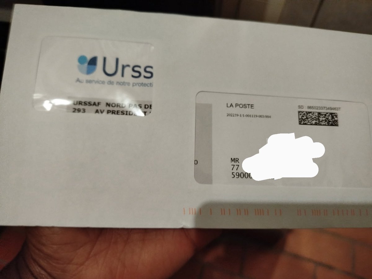 paysansaturnien's tweet photo. Le cadre de l'enveloppe est révélateur quand l'URSSAF vous écrit ! https://t.co/WlWLBtrLbV