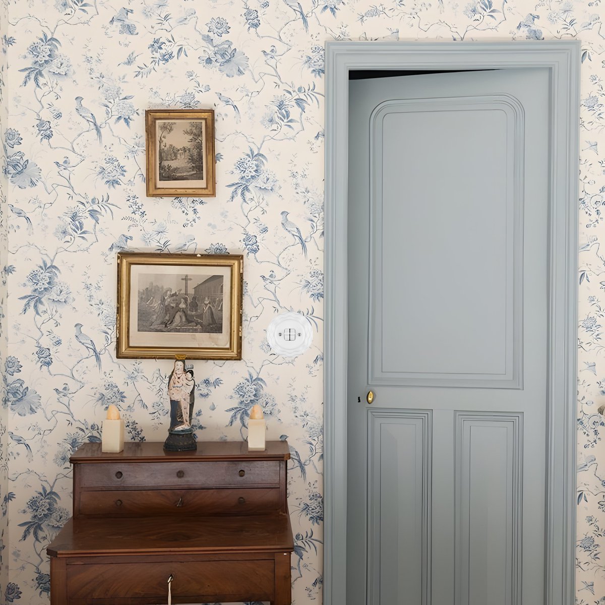 Keruidalighting's tweet image. Hey everyone! Looking for a stylish upgrade? Our Ceramic Wall Switches bring a touch of classic elegance to your modern space. Sleek, durable, and eco-friendly, they’re the perfect blend of form and function. Switch on some vintage charm today! ✨
#CeramicSwitches #VintageChic