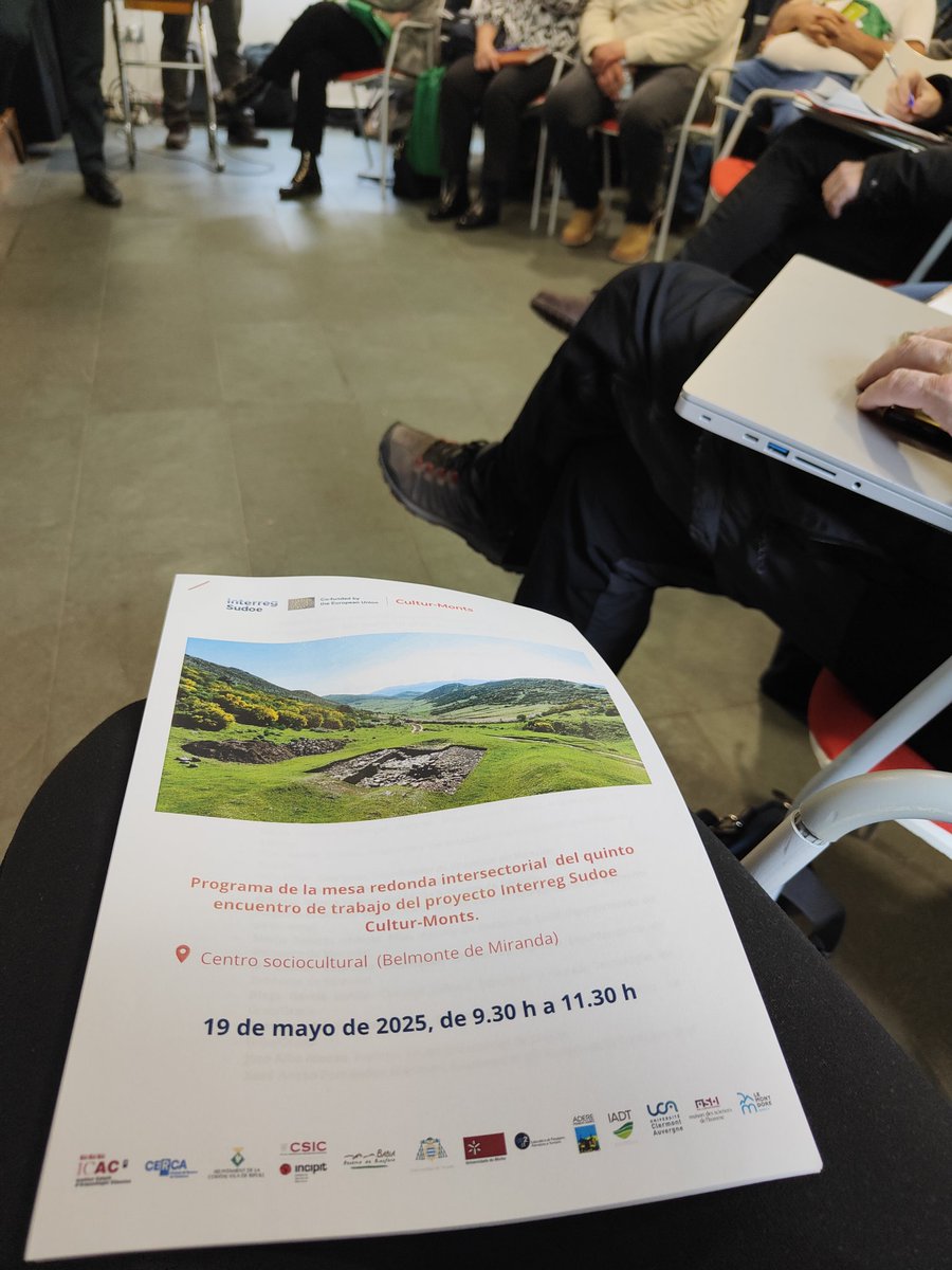 Cultur-Monts Interreg Sudoe (@culturmonts) on Twitter photo 📣🙌🏼 ¡Arranca el 5° encuentro de trabajo #CulturMonts en Belmonte de Miranda #Asturias!
Nos da la bienvenida el alcalde, Gilberto Alonso, en el Centro Sociocultural.
🧶 Te contamos todos los detalles de las jornadas en este #HiloCulturMonts <a href="/6Sudoe/">Interreg SUDOE</a> #InterregSudoe 📣🙌🏼 ¡Arranca el 5° encuentro de trabajo #CulturMonts en Belmonte de Miranda #Asturias!
Nos da la bienvenida el alcalde, Gilberto Alonso, en el Centro Sociocultural.
🧶 Te contamos todos los detalles de las jornadas en este #HiloCulturMonts <a href="/6Sudoe/">Interreg SUDOE</a> #InterregSudoe