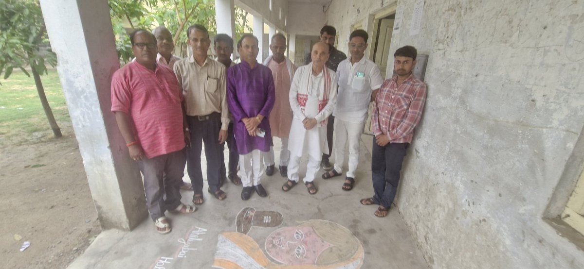 जनपद कुशीनगर
बुद्ध इण्टर कालेज कुशीनगर में पुण्यश्लोक अहिल्याबाई होल्कर त्रिशताब्दी स्मृति अभियान के तहत आयोजित संगोष्ठी में रहना हुआ....