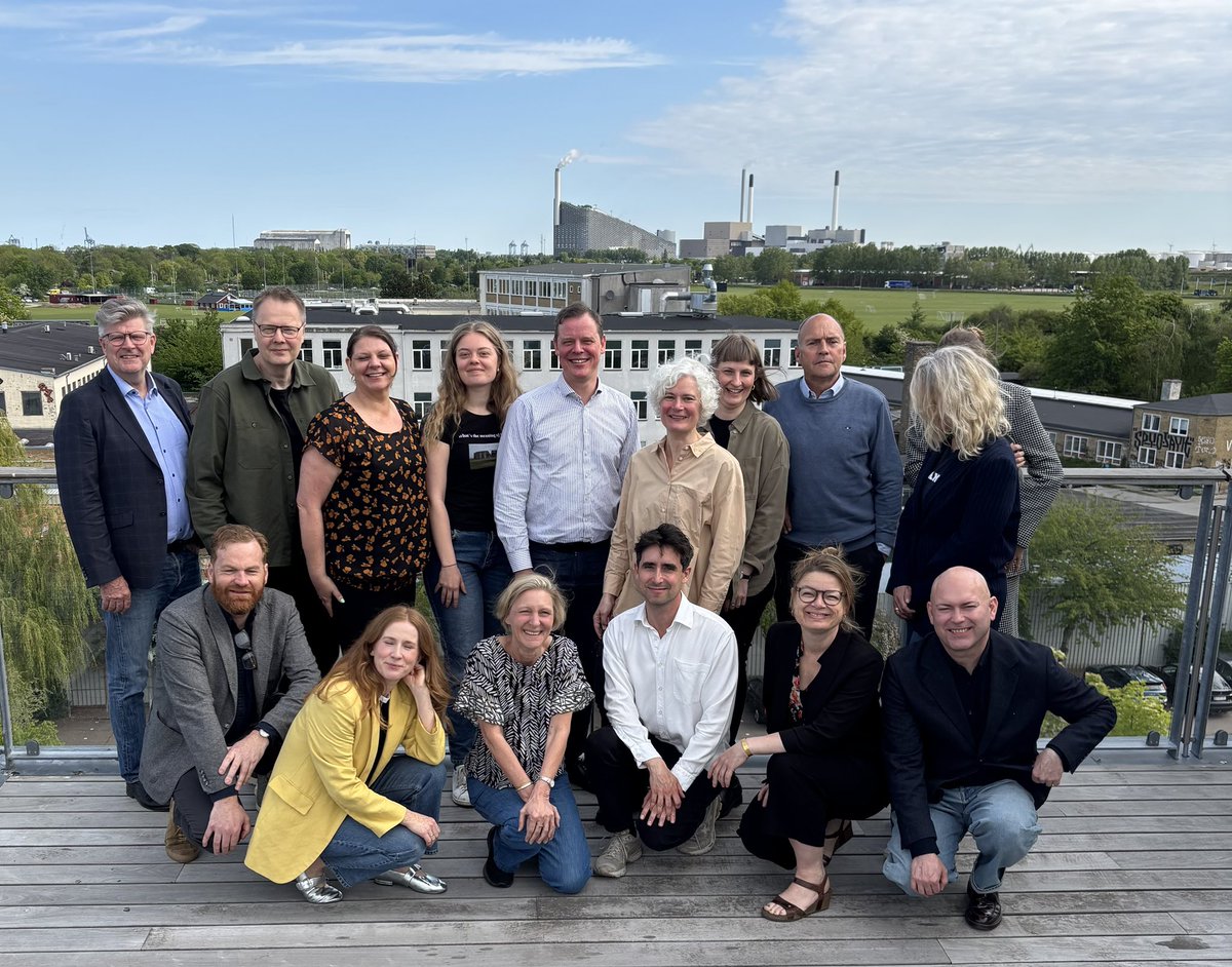 Nyt job? Så kan du blive en del af holdet her. 
Vi søger en økonom til en nyoprettet stilling i Lederne.
Spændende job med skønne, dygtige kollegaer.
Læs mere om jobbet her👇
Søg eller del!
candidate.hr-manager.net/ApplicationIni…

#dkøko #dkpol #arbejde