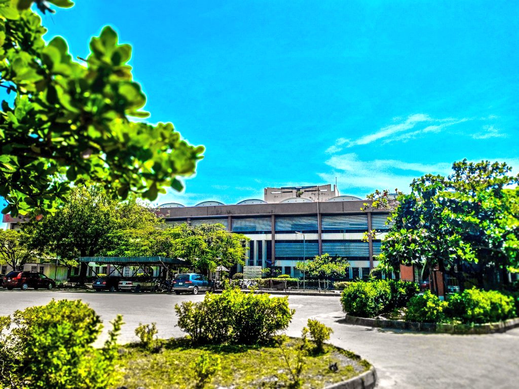 The Abusites™ (@theabusite) on Twitter photo Welcome to ABU Zaria - where green landscapes meet serene vibes, creating the perfect environment for academic excellence!
Here, we believe that a peaceful and beautiful campus fuels creativity, focus, and success.
#ABUZaria #AcademicExcellence <a href="/ABUZaria_DUA/">Directorate of University Advancement, ABU Zaria</a> <a href="/ABU_Campus/">ABU Campus Connect </a> Welcome to ABU Zaria - where green landscapes meet serene vibes, creating the perfect environment for academic excellence!
Here, we believe that a peaceful and beautiful campus fuels creativity, focus, and success.
#ABUZaria #AcademicExcellence <a href="/ABUZaria_DUA/">Directorate of University Advancement, ABU Zaria</a> <a href="/ABU_Campus/">ABU Campus Connect </a>
