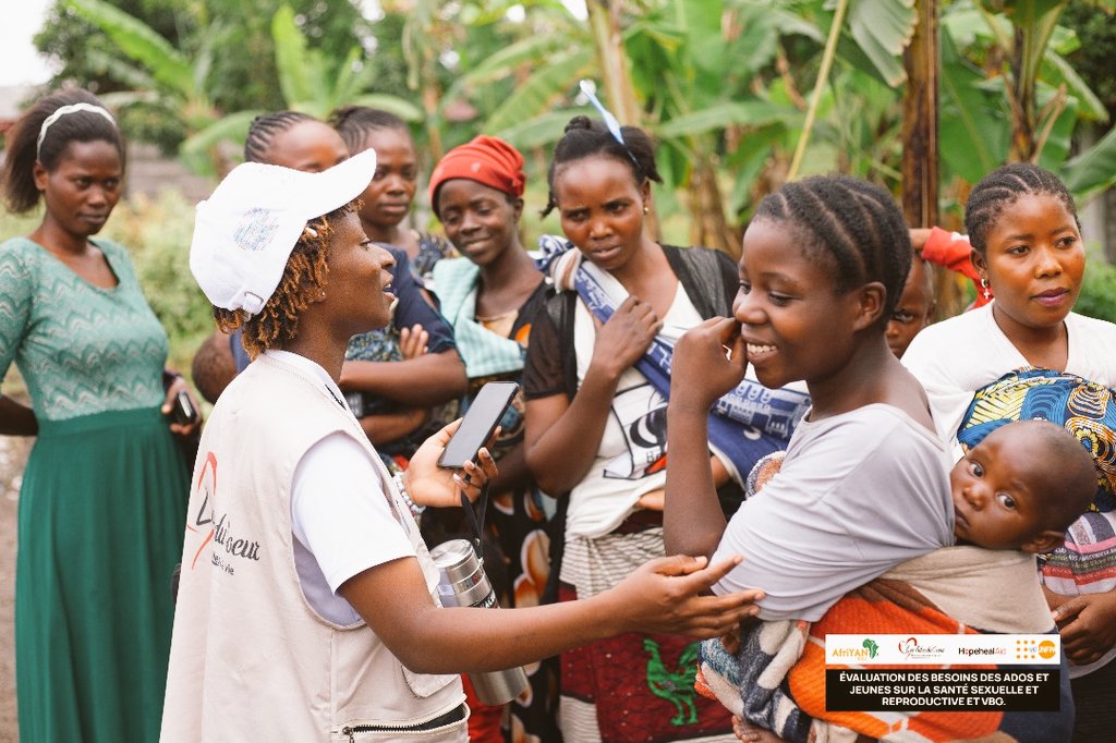 NikuzeBora's tweet photo. #Jour1: Aux côtés de @AfriyanRdc et @HopeHealAid, avec appui technique de @UNFPARDC, @ailesducoeur1 a fait une évaluation des besoins en #SSR et #VBG ciblant les adolescents et jeunes dans les zones de santé de Goma,Karisimbi, Nyiragongo et Kirotshe en cette période de crise https://t.co/faHEdbNlta