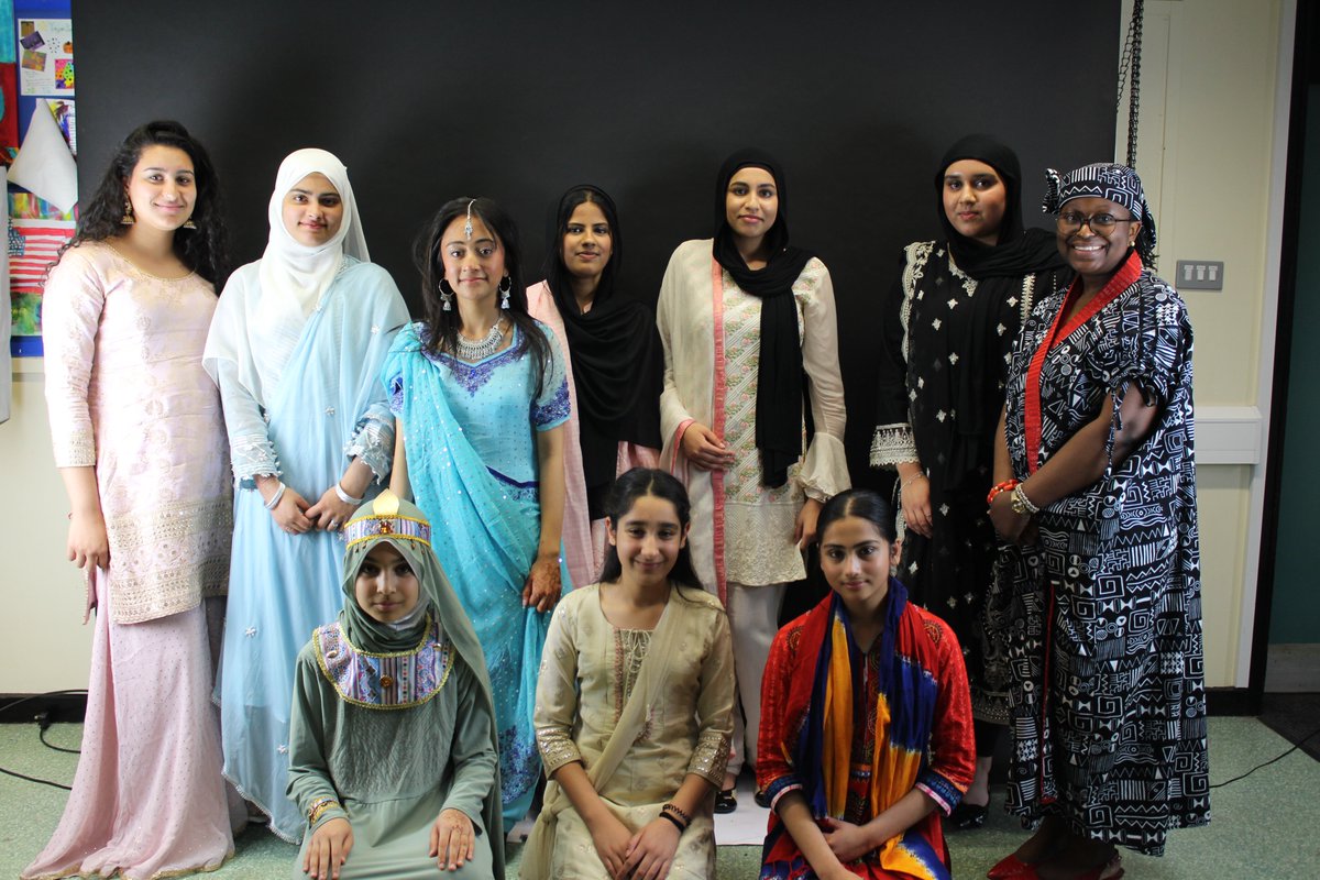 CheadleHulmeHS's tweet photo. 🌍 | Festival of Cultures 2025
Our students had a fantastic week full of assemblies and workshops celebrating culture in religious practices, art, language and dance.

It was wonderful to see such a rich variety of cultural expressions throughout our school. https://t.co/pgFvVkAs1w