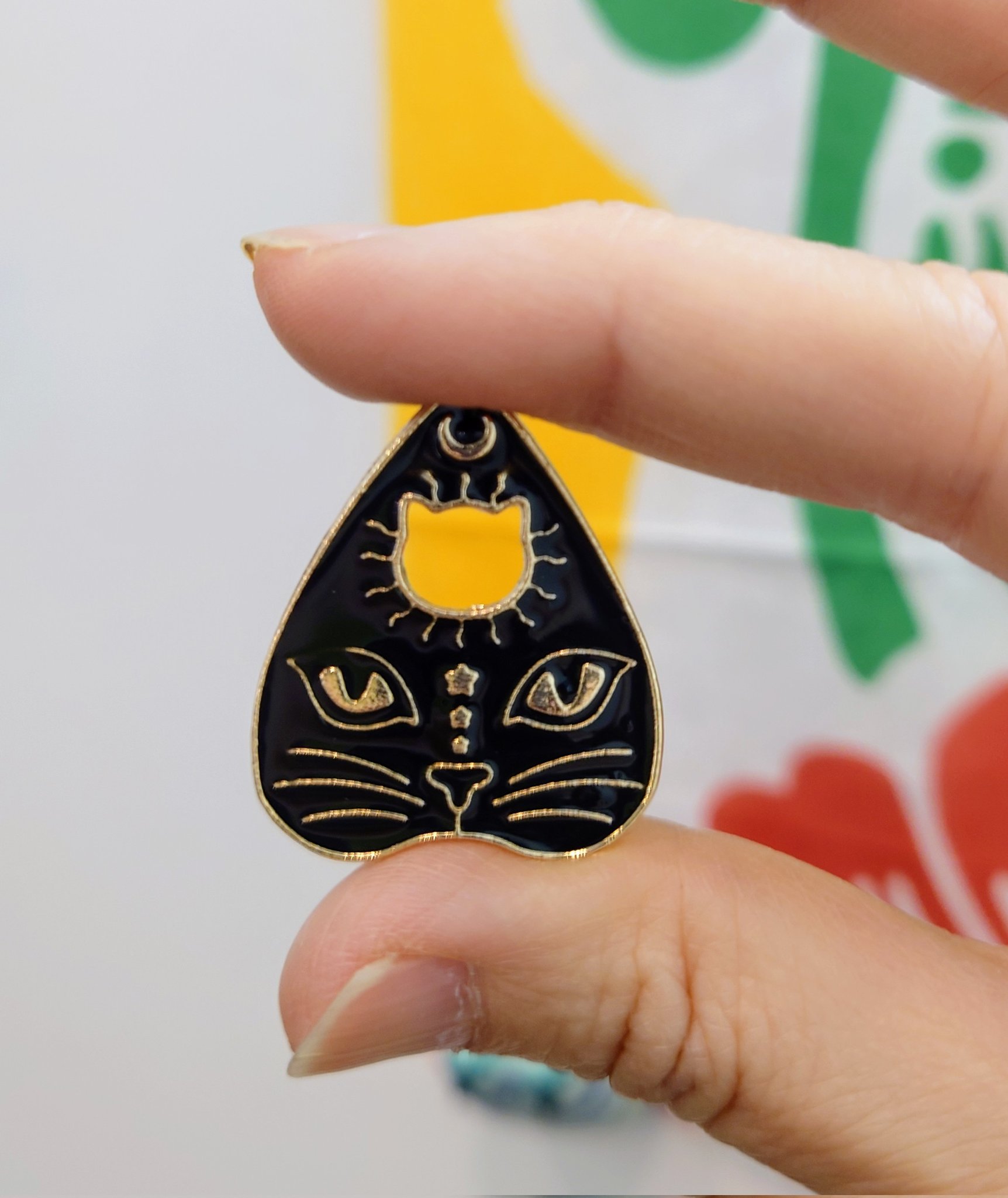 非売品 ピンバッチ フレーム 猫 25匹