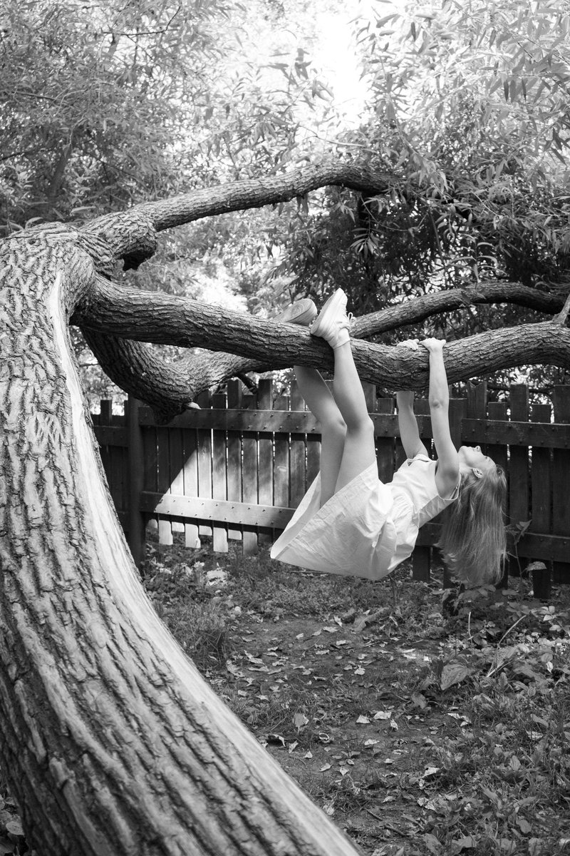 Anna Fors (@annaforsss) on Twitter photo Good mo fam 🌿
“In the tree’s arms”
Part of the collection “Nature’s arms”
1/1
Available on FND
<a href="/TransientLabs/">Transient Labs</a> & <a href="/foundation/">Foundation 🌐</a>
Link below 👇 Good mo fam 🌿
“In the tree’s arms”
Part of the collection “Nature’s arms”
1/1
Available on FND
<a href="/TransientLabs/">Transient Labs</a> & <a href="/foundation/">Foundation 🌐</a>
Link below 👇