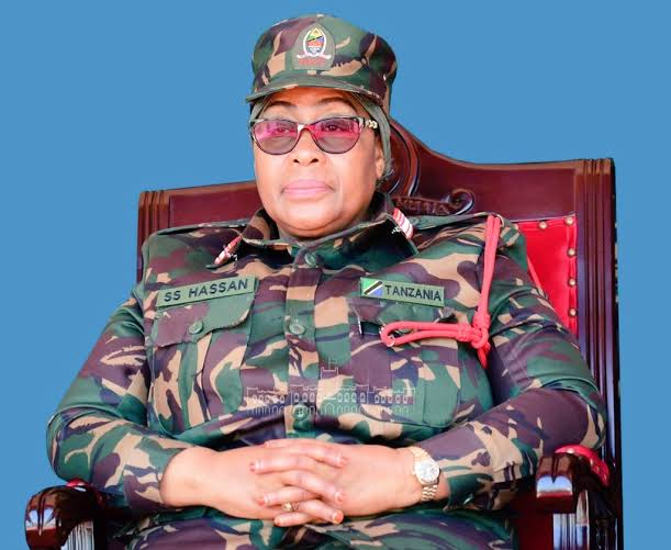 kenyaupdatetv's tweet photo. Samia Suluhu is not welcome in Kenya. 

RETWEET if you agree
#RejectFinanceBill2025  #kitale #mansongreenwood #affordablehousing #SamiaMustGo https://t.co/qNPcswc1vJ