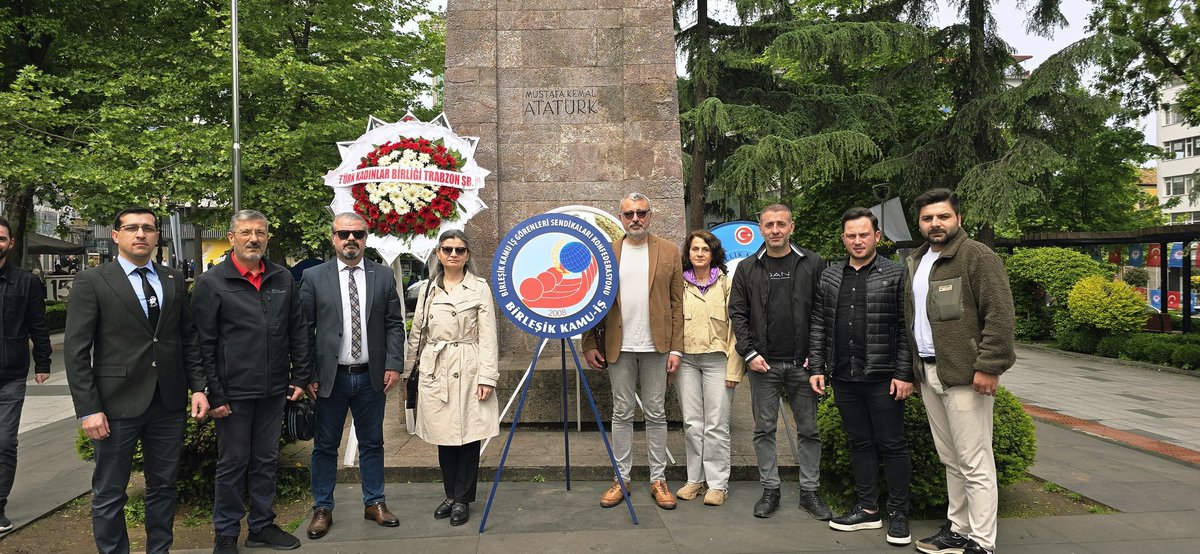 egitimistrabzon's tweet photo. "Ey Türk istikbalinin evladı! İşte, bu ahval ve şerait içinde dahi vazifen, Türk istiklal ve cumhuriyetini kurtarmaktır.Muhtaç olduğun kudret, damarlarındaki asil kanda mevcuttur."
19 Mayıs Atatürk'ü Anma, Gençlik ve Spor Bayramımız Kutlu Olsun!
#19mayıs1919
#egitimis https://t.co/67p6trp0Es