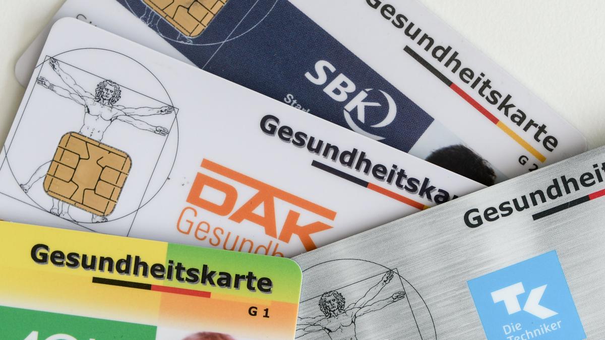 welt's tweet photo. „Sonst gehen Beiträge durch die Decke“ – Krankenkassen schlagen Alarm https://t.co/QEXkjwuf9Q https://t.co/5ZD5Qkzcuq