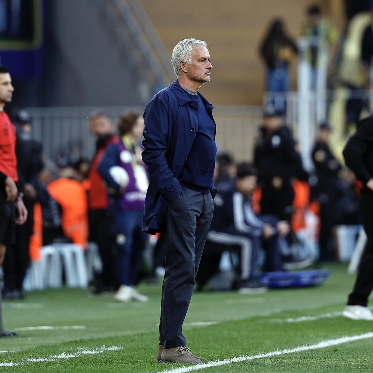 🚨🚨🚨🚨🚨🚨🚨🚨🚨🚨🚨🚨🚨🚨🚨  

عاااااااااااااااااااااااااااااااااااااااااااجل — <a href="/ARagab/">Ahmed Ragab</a> :

جوزيه مورينهو جاهز ومستعد للتدريب في دوري روشن 😨💣🇸🇦