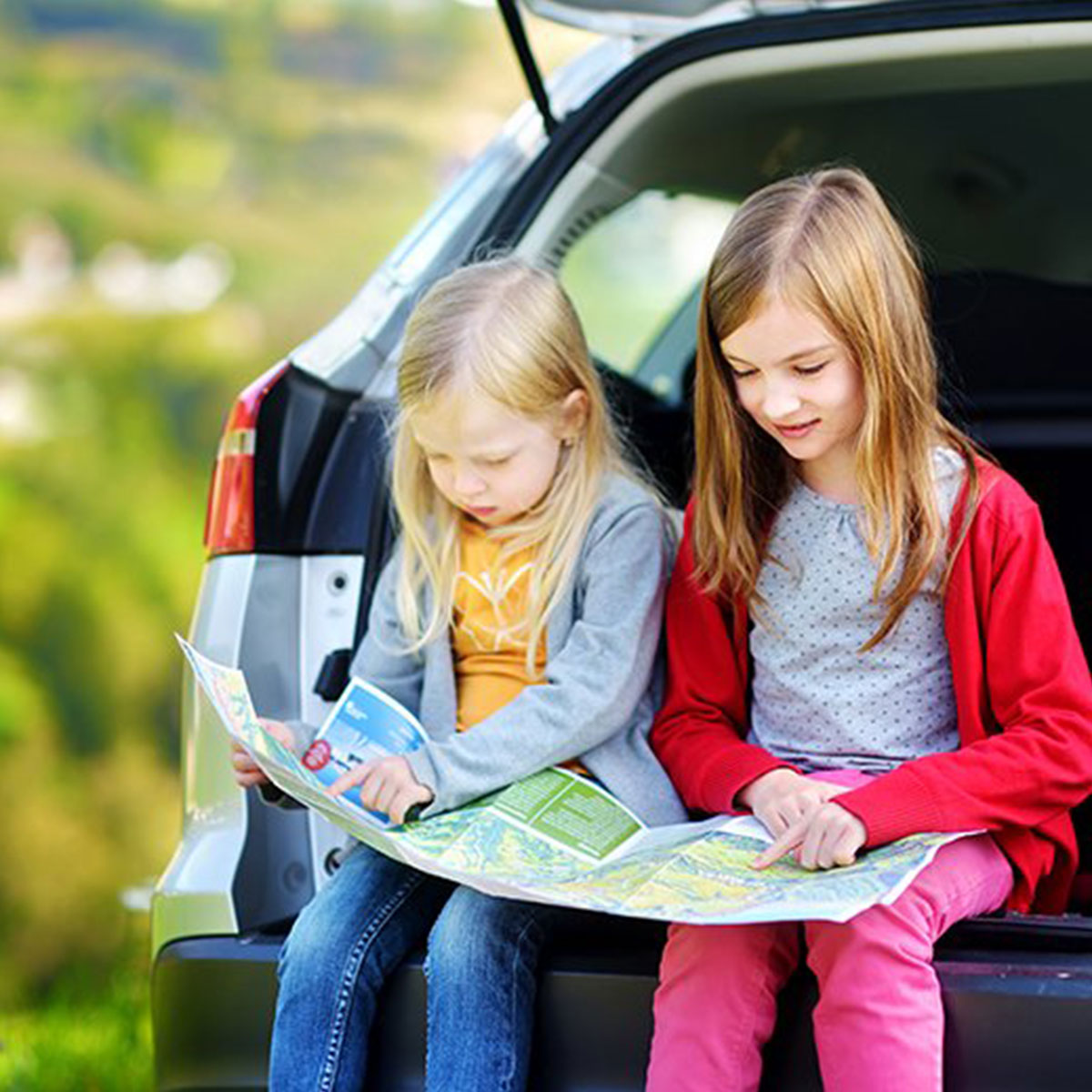 CITYCENTRECAR's tweet photo. Half term means family trips and the inevitable "Are we nearly there yet?" 🛣️

Don't panic! This survival guide has all the tips you need. Click to read 👉 https://t.co/73tTx7Ohmq https://t.co/BSvw20Lizr