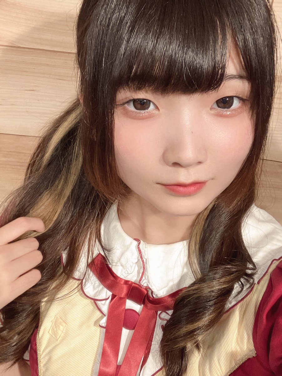 出勤表よりも1時間早くなりました！！！
22時まで居ます🙆‍♀️🙆‍♀️🙆‍♀️
るいずらさんと2人！！！！会いに来てー！