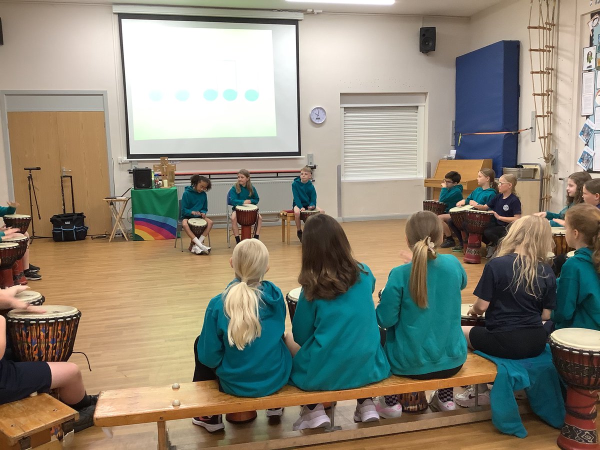 AckworthHoward's tweet photo. Year 5 are enjoying their Djembe drumming whilst preparing for the traditional opening ceremony for our Sports Day. Some fantastic leadership going on! @WakefieldMusHub #AckworthHowardMusic https://t.co/AR7Uw5dhUw