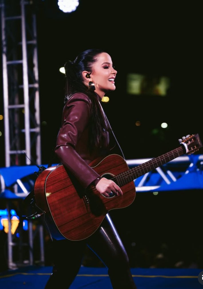 Bom diaaaaa! Com a bela e maravilhosa, ⁦<a href="/Maraisa/">Maraisa</a>⁩ que espetáculo, de mulher. Lindaaaa, I love you…. ❤️😍🥰😘