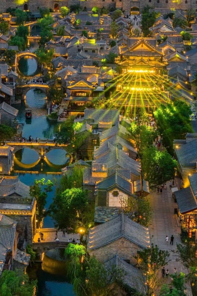 iShandong's tweet image. This China #TourismDay, #Shandong is launching a month-long celebration with over 480 exciting events across the province!

From scenic spots and accommodations 🏩 to transportation 🛣️, special discounts await travelers eager to explore the region&apos;s charm. #TravelInShandong