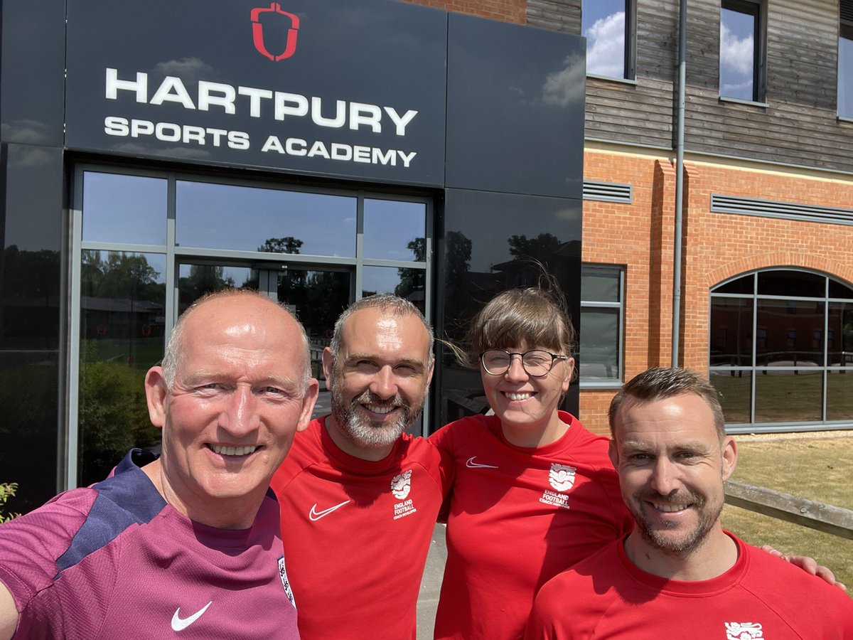 VINNY HALSALL tweet media