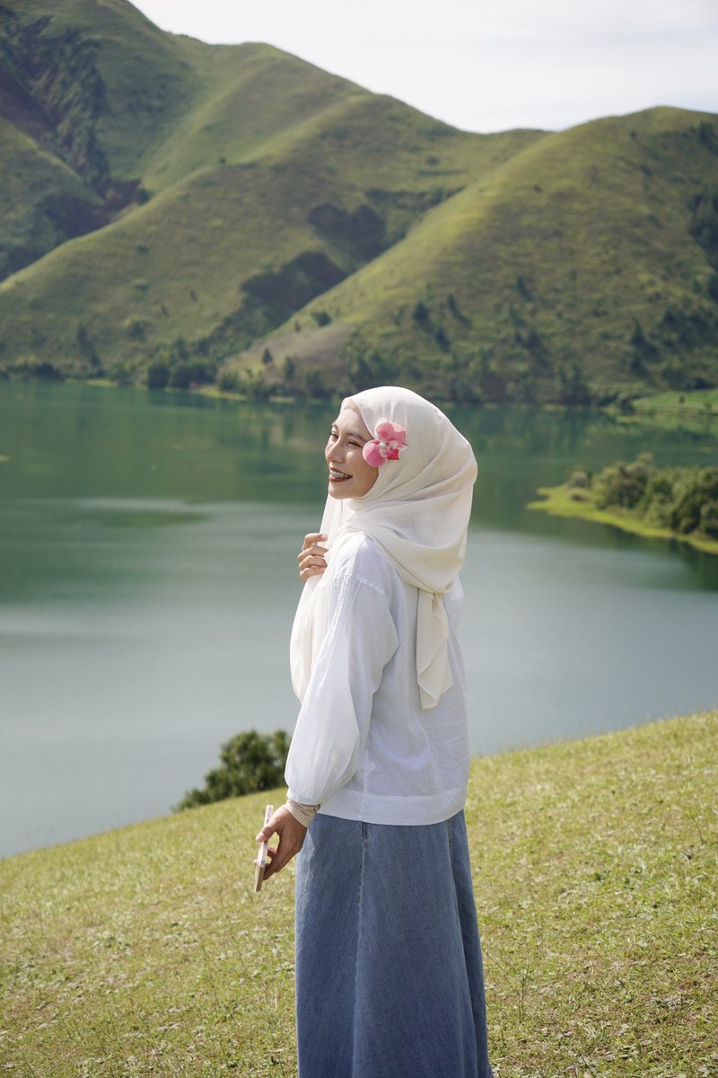 Yaya2xx's tweet photo. Tak boleh nak describe betapa cantiknya Danau Toba ni 🥹❤️ https://t.co/nQXio3ibmV