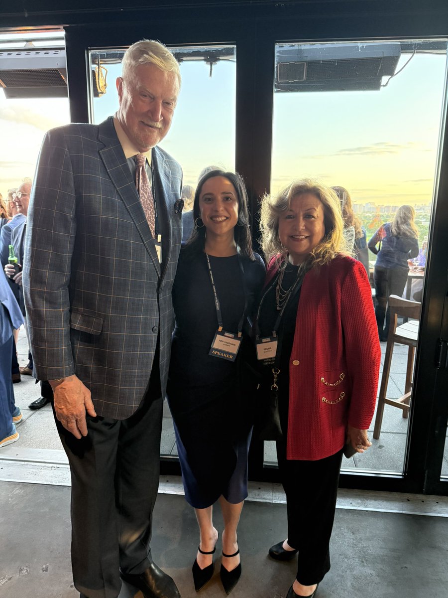 TomMcMillen611's tweet image. Last night’s foreign policy dinner was a memorable one — honored to spend it with newly elected Congresswoman Yassamin Ansari (@RepYassAnsari) and my longtime friend Regina Montoya Coggins (@ReginaTMontoya). Grateful for the thoughtful conversations and inspiring company. 🇺🇸🌍