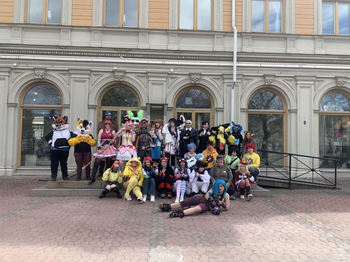 PupVeny's tweet photo. Was at a con a couple weeks ago and had a blast https://t.co/FUpBE5WBAd
