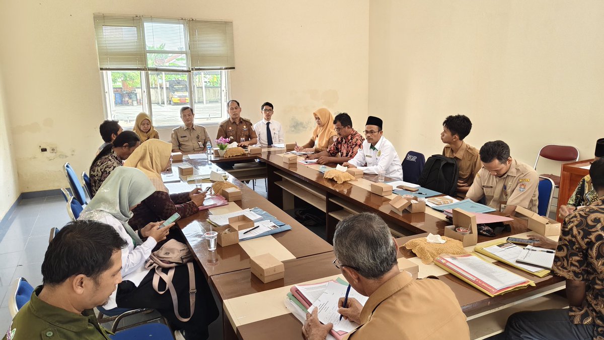 TPP siap mengawal Koperasi Desa Merah Putih ke Notaris untuk mendapatkan badan Hukum

#TppKawalAkteKdmpkeNotaris

<a href="/prabowo/">Prabowo Subianto</a>
<a href="/YandriSusanto27/">Yandri Susanto</a>
<a href="/ArizaPatria/">Ariza Patria</a>
<a href="/taufikmadjid71/">IG : taufik.madjid</a>
<a href="/kemendespdt/">#BangunDesaBangunIndonesia</a>
<a href="/bpsdmkemendesa/">Bpsdm Kemendesa</a>
<a href="/desapenusantara/">desapesonanusantara</a>